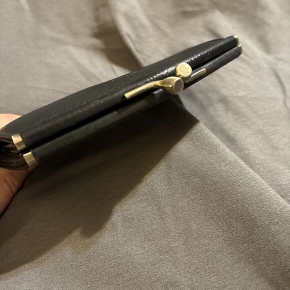 Authentic Fossil 1954 Leather Coin Purse Card ID Holder Wallet Black Kiss Lock - Picture 8 of 11